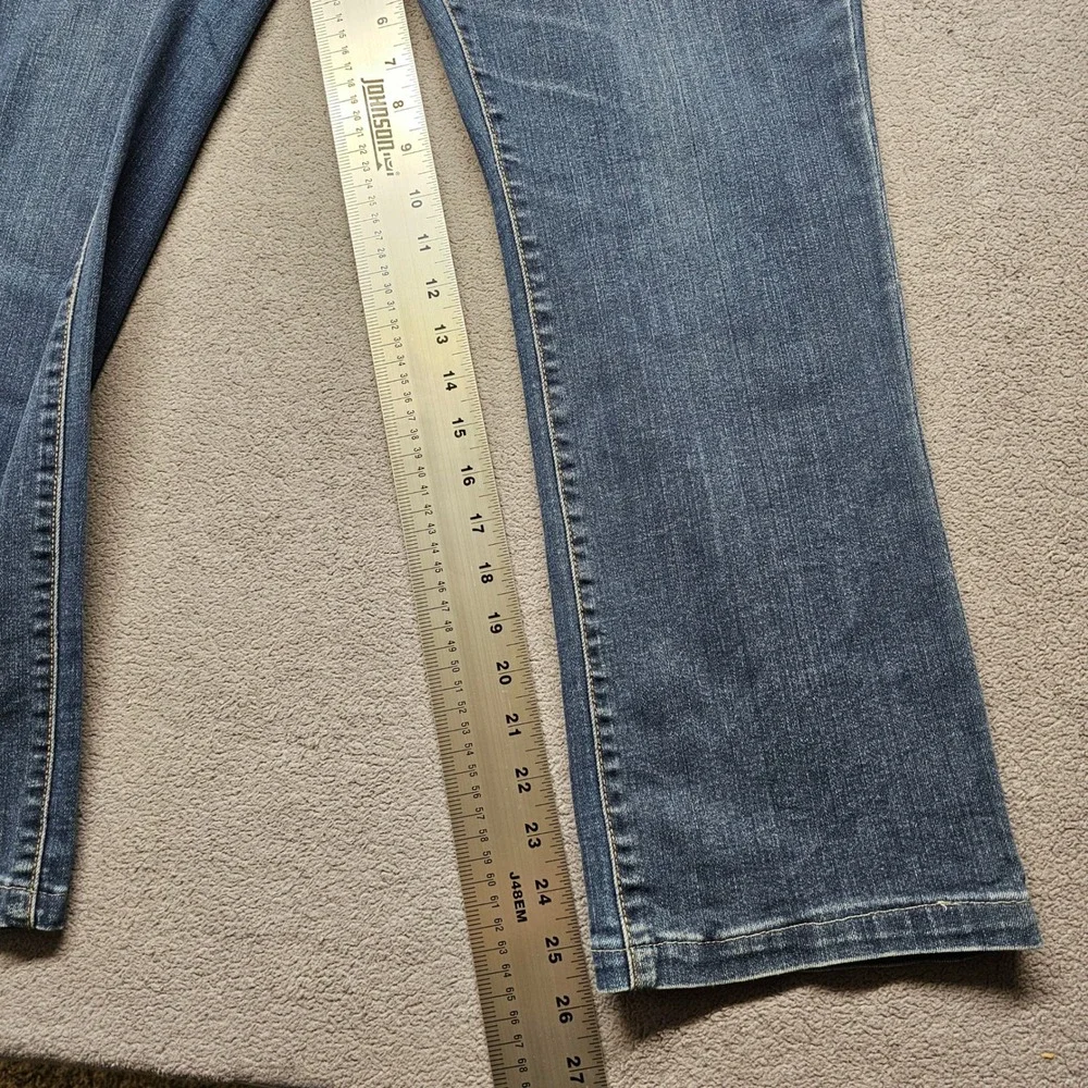 St. John's Bay Jeans Womens Blue Denim Stretch Straight Leg Americana Streetwear